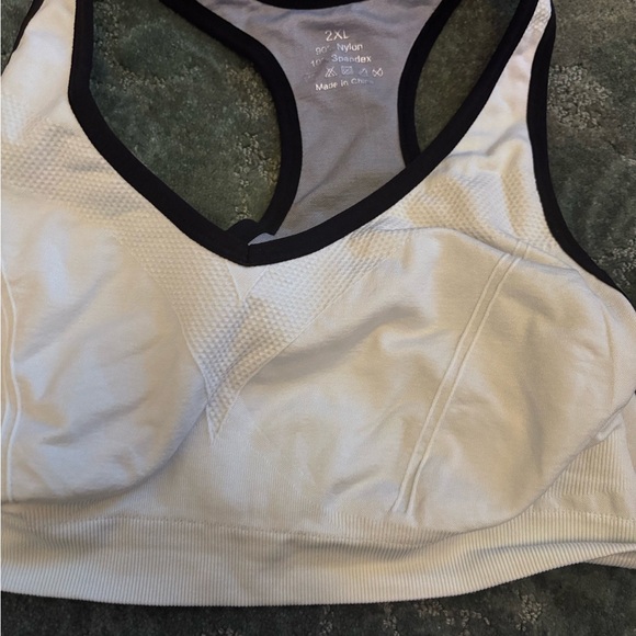 Sports bras in various colors size 2x. Some NWT some preloved. - Picture 12 of 14